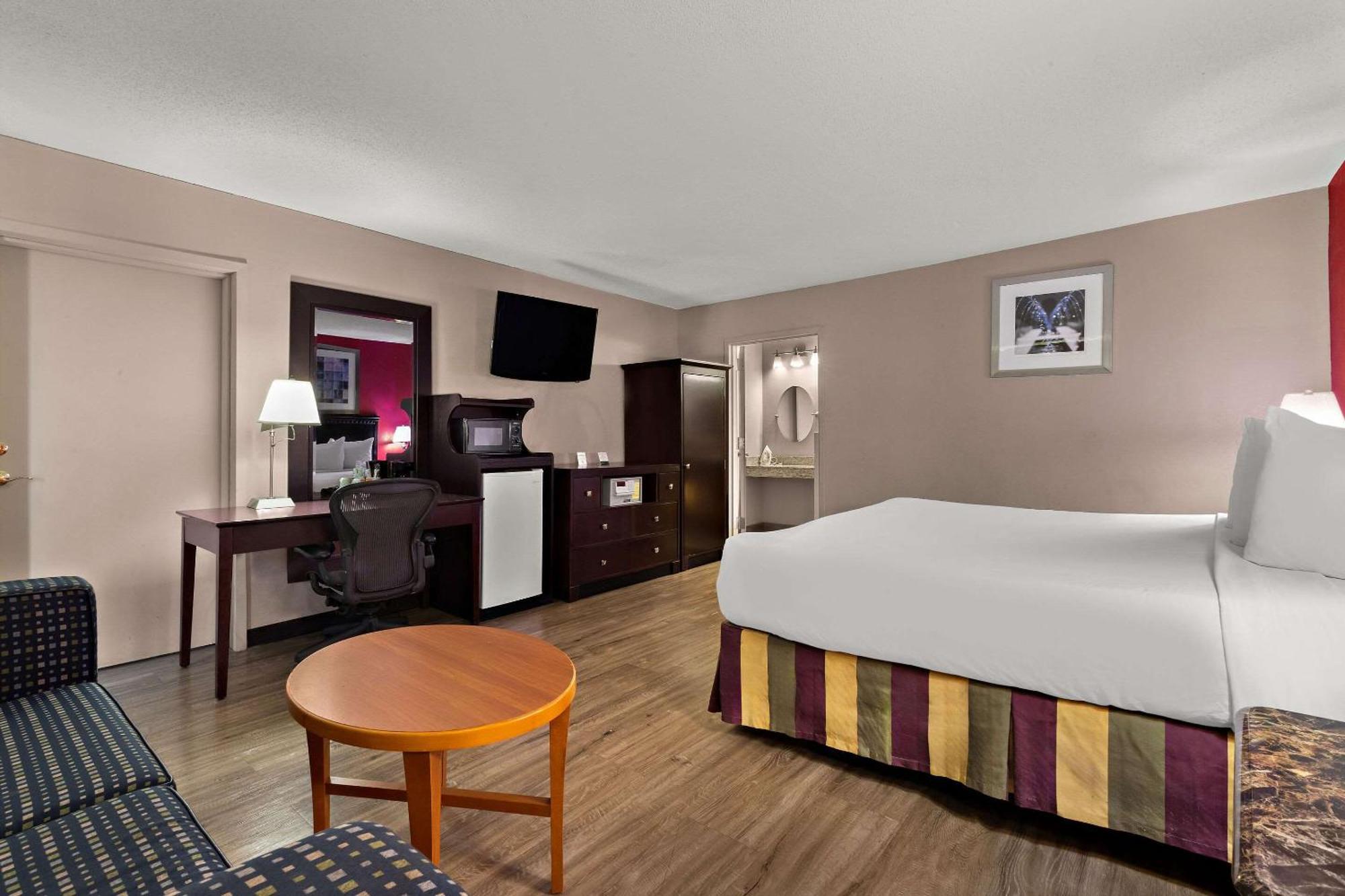 Quality Inn Wayne - Fairfield Area מראה חיצוני תמונה