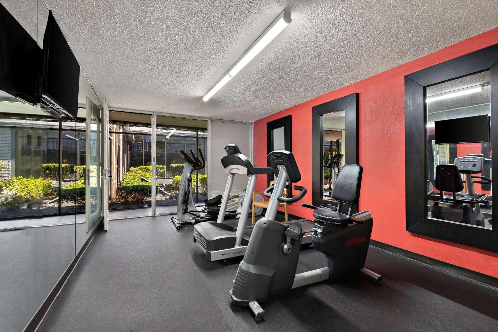 Quality Inn Wayne - Fairfield Area מראה חיצוני תמונה