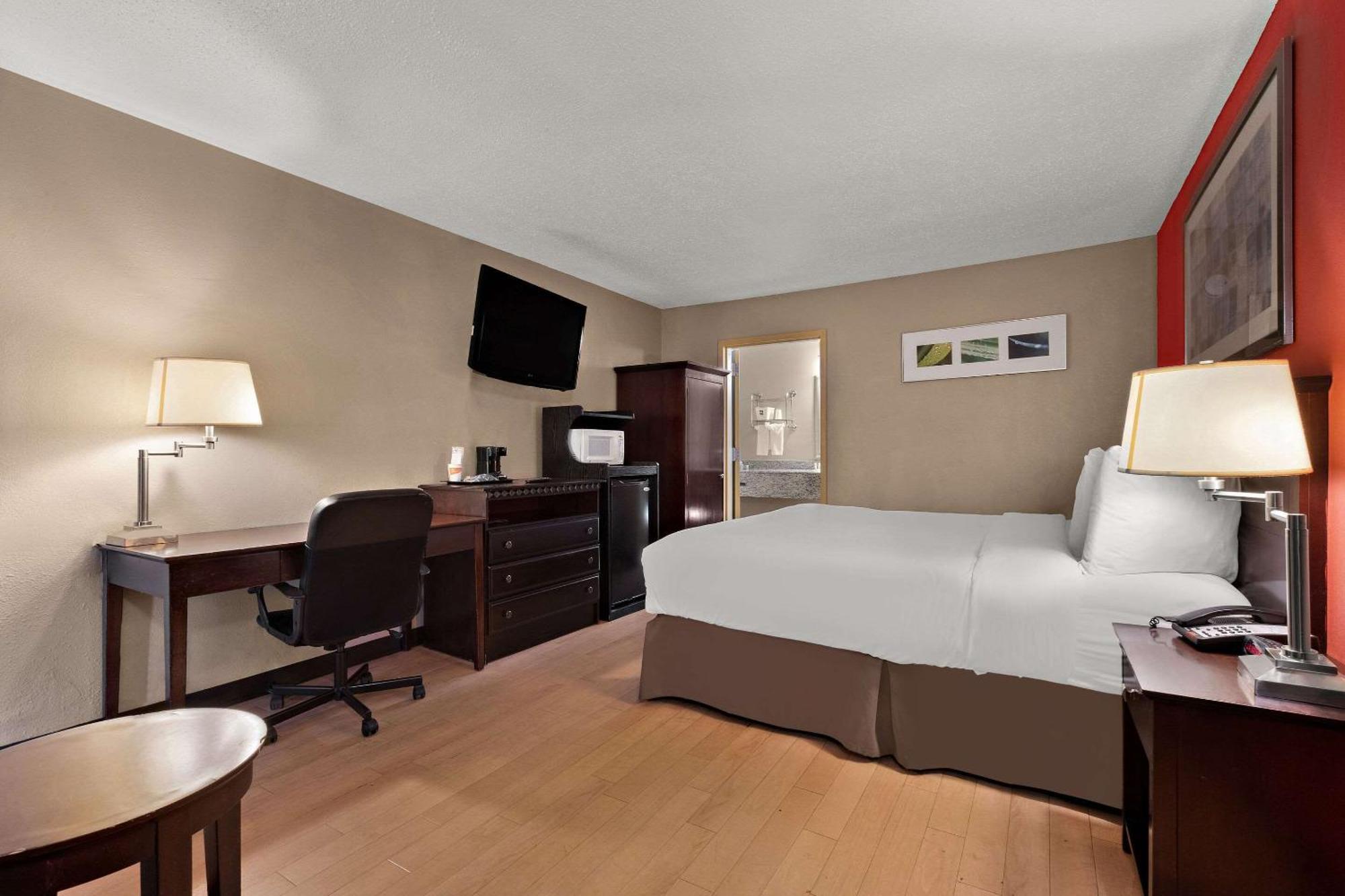 Quality Inn Wayne - Fairfield Area מראה חיצוני תמונה
