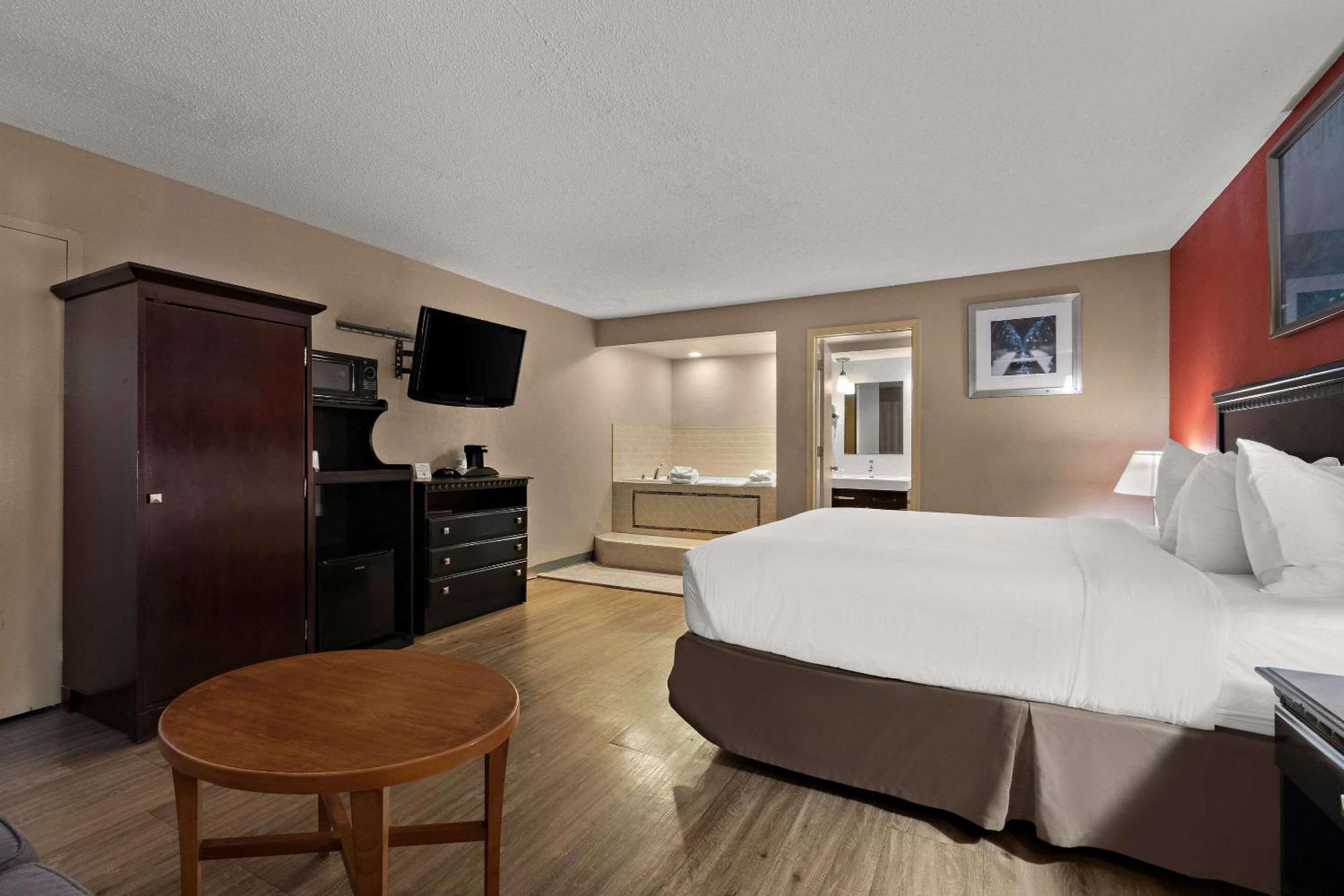 Quality Inn Wayne - Fairfield Area מראה חיצוני תמונה