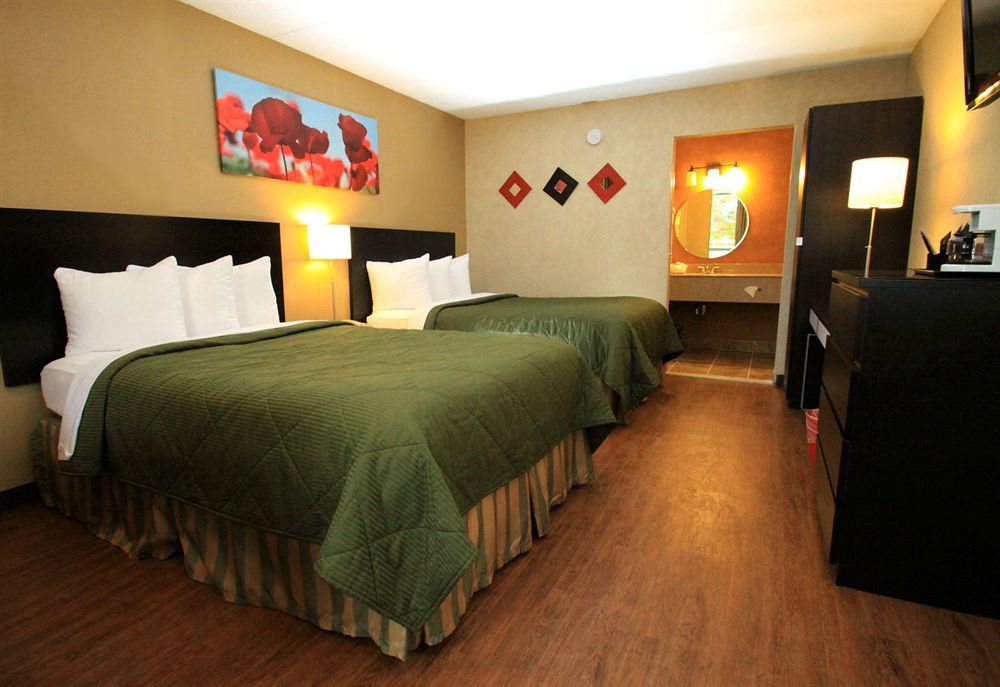 Quality Inn Wayne - Fairfield Area מראה חיצוני תמונה